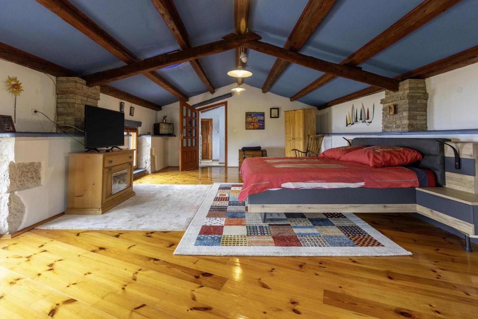 Nyaraló Crni In Crni - Haus Fuer 6 Personen Labin